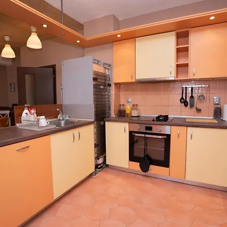 Traikovi Къща за гости 4*